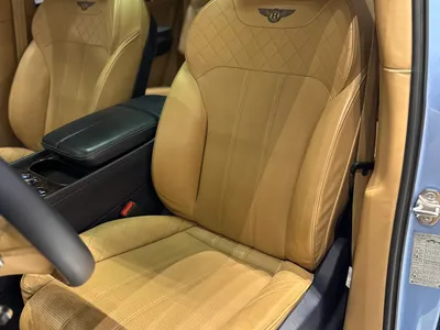 2017 بنتلي بنتايجا