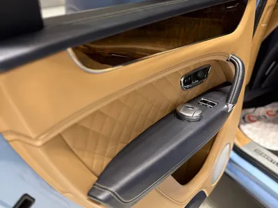 2017 بنتلي بنتايجا