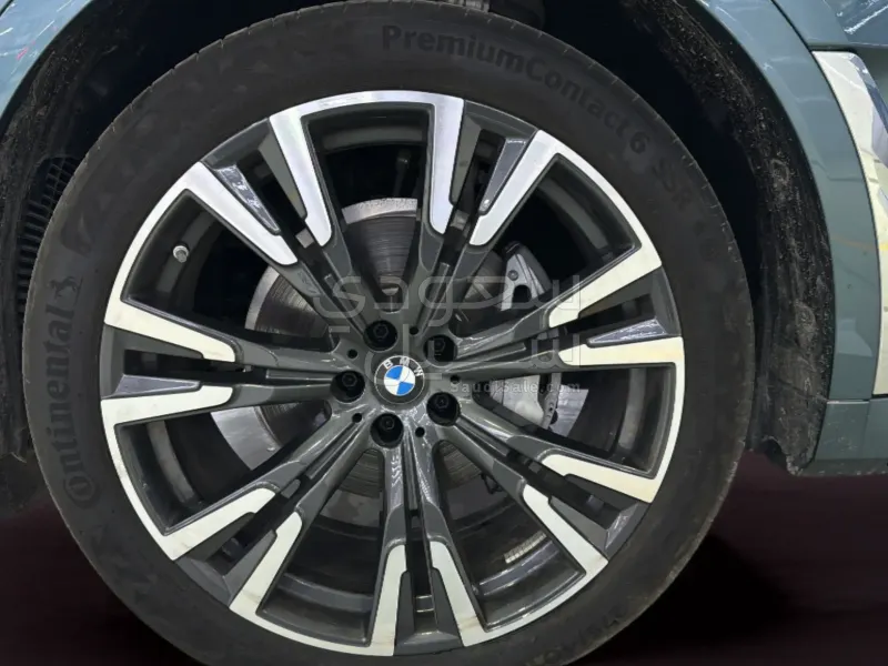 2024 BMW X Series 7