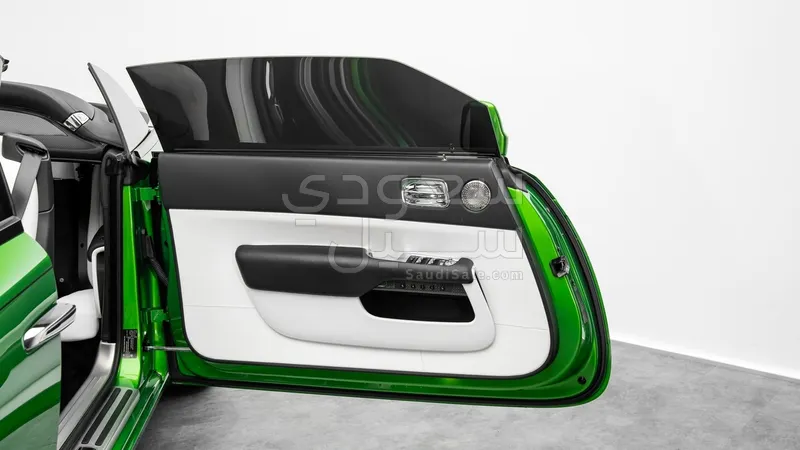 2019 رولز رويس داون بلاك بادج