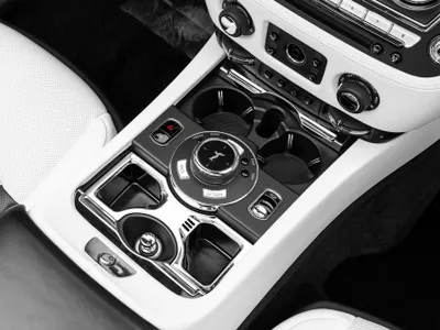 2019 رولز رويس داون بلاك بادج