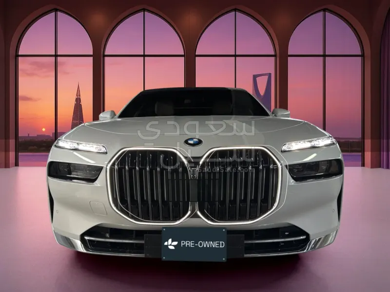 2024 بي ام دبليو الفئة السابعة 735أي