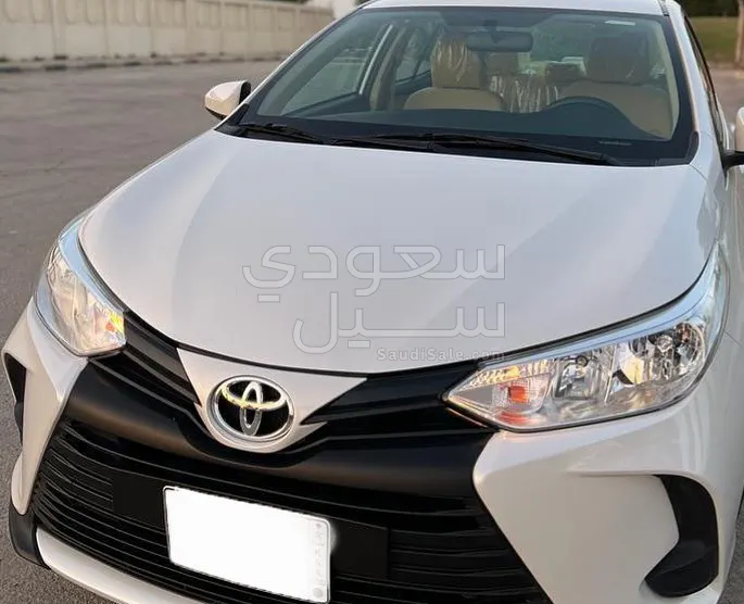 2021 تويوتا ياريس