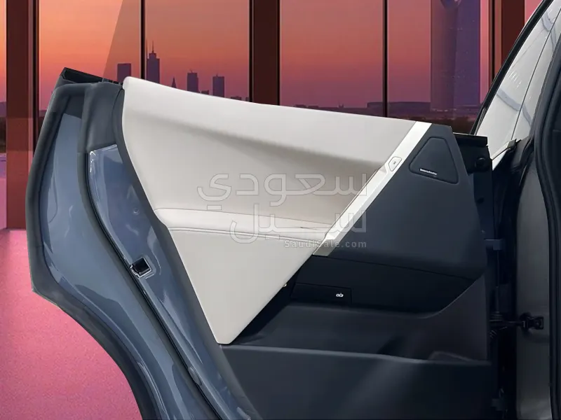 2023 بي ام دبليو الفئة اي