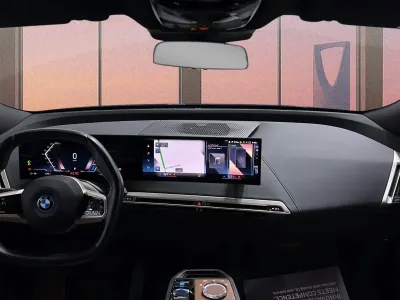 2023 بي ام دبليو الفئة اي