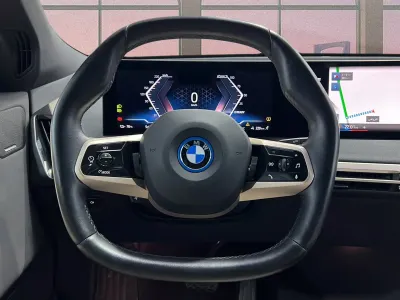 2023 بي ام دبليو الفئة اي