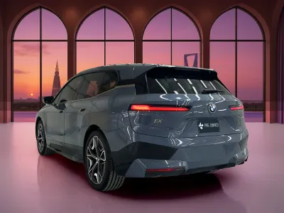 2023 بي ام دبليو الفئة اي