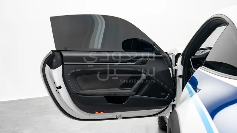 2023 بورش 911 داكار