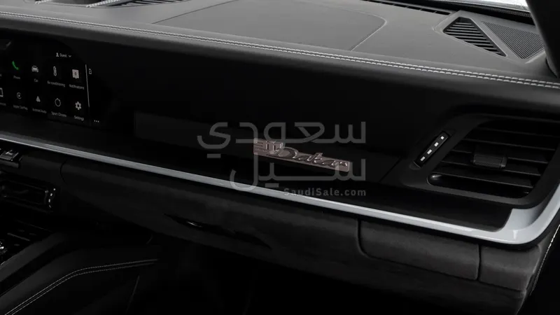 2023 بورش 911 داكار