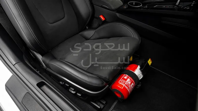 2023 بورش 911 داكار