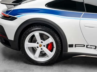 2023 بورش 911 داكار