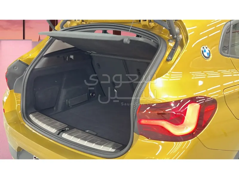 2022 بي ام دبليو الفئة اكس 2