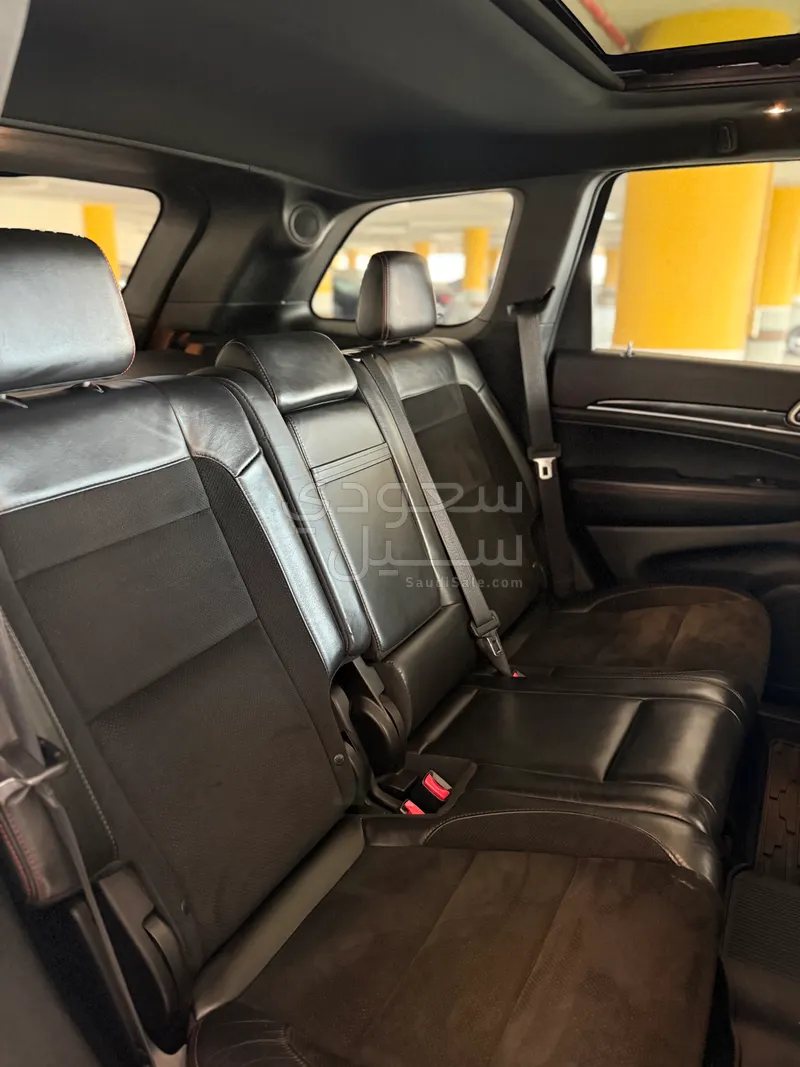 2017 جييب جراند شيروكي تريل هوك