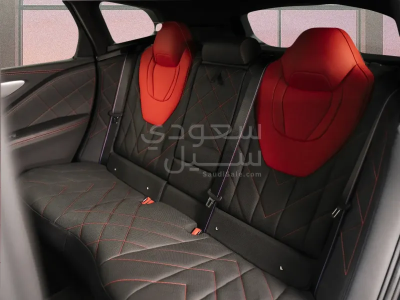 2024 بي ام دبليو اكس ام