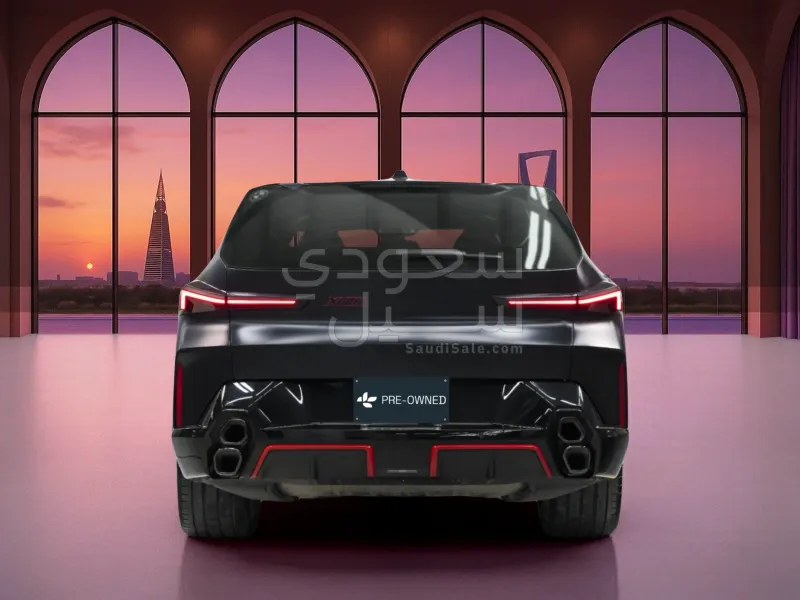 2024 بي ام دبليو اكس ام