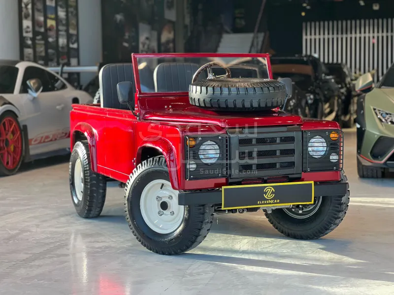 2025 Land Rover Defender 90