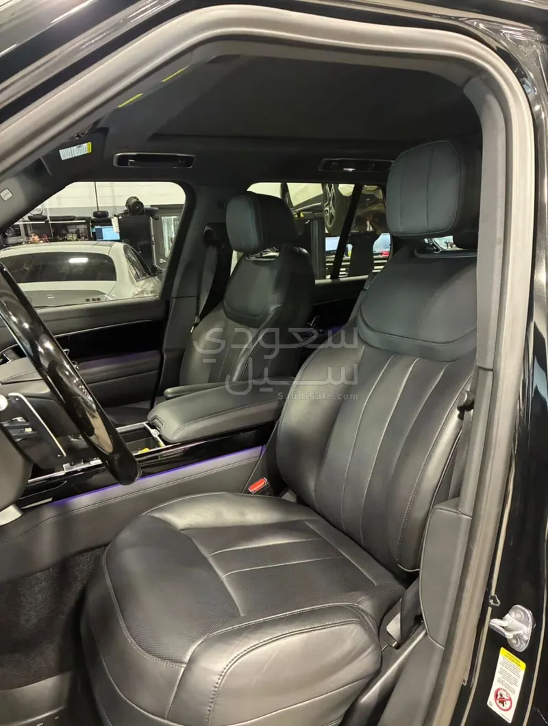 2023 لاند روفر رينج روفر فوج