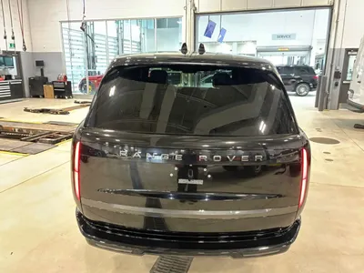 2023 لاند روفر رينج روفر فوج