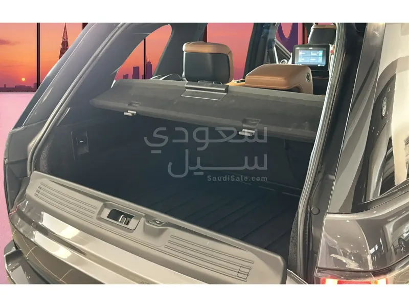 2021 لاند روفر رينج روفر اوتوبيوغرافي