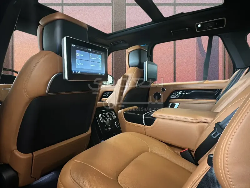 2021 لاند روفر رينج روفر اوتوبيوغرافي