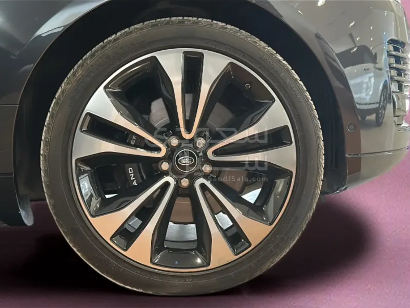 2021 لاند روفر رينج روفر اوتوبيوغرافي