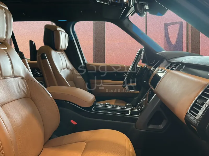 2021 لاند روفر رينج روفر اوتوبيوغرافي