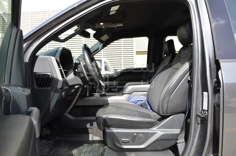 2020 فورد اف 150 رابتور