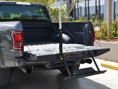 2020 فورد اف 150 رابتور