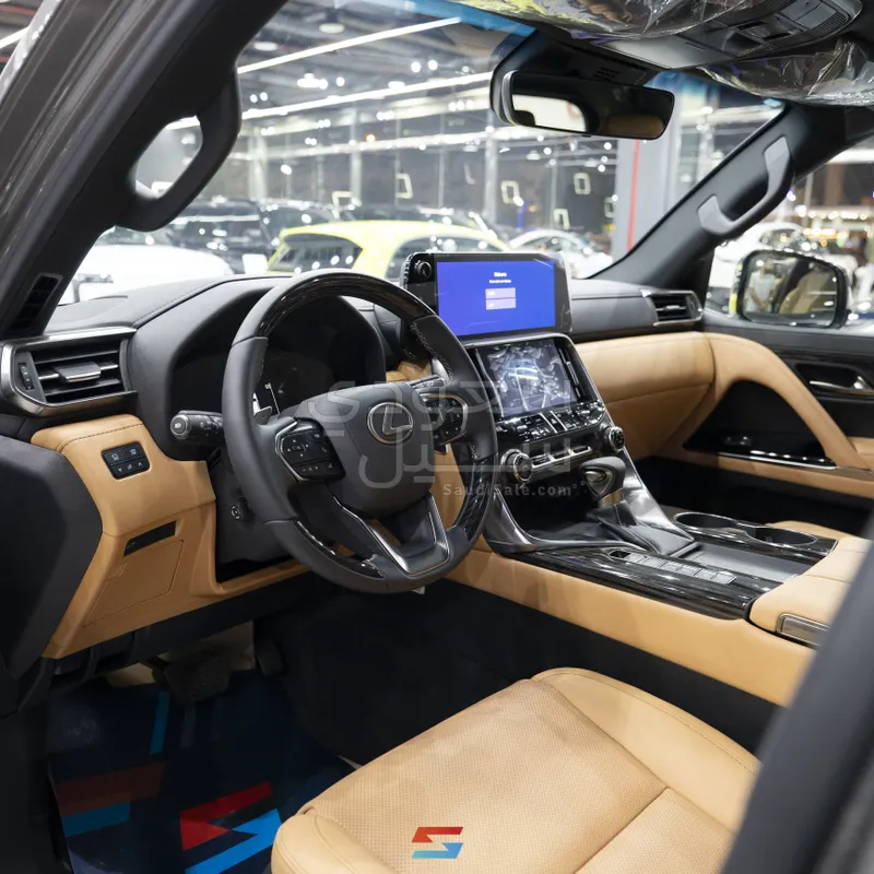 2026 لكزس إل إكس 600