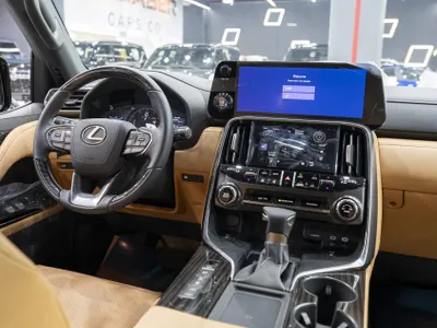 2026 لكزس إل إكس 600