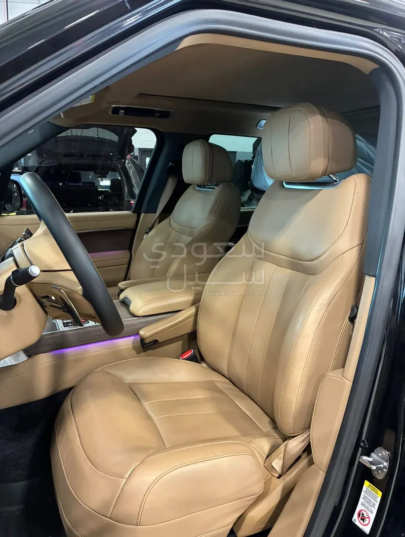 2024 لاند روفر رينج روفر فوج