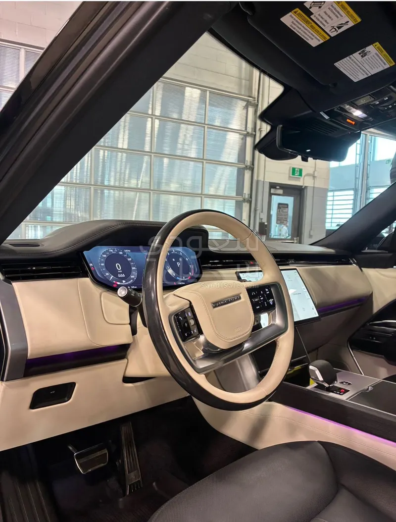 2024 لاند روفر رينج روفر فوج