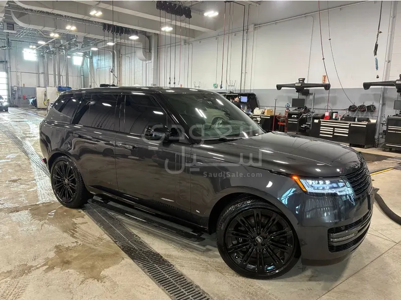 2024 لاند روفر رينج روفر فوج