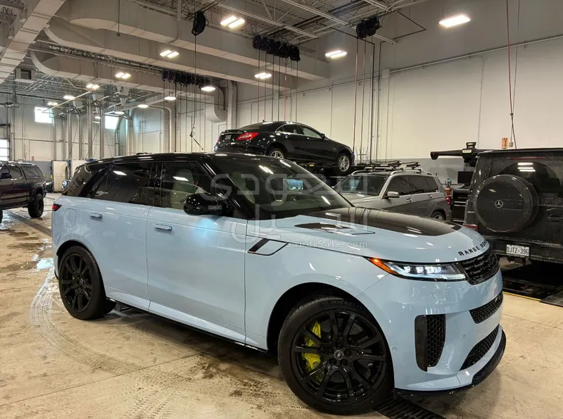 2025 Land Rover Range Rover Sport SV