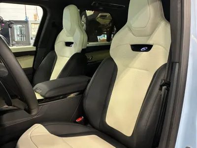 2025 Land Rover Range Rover Sport SV
