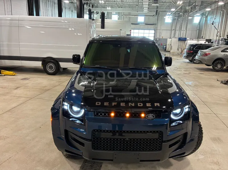 2026 Land Rover Defender Octa