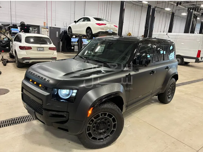 2025 لاند روفر ديفيندر اوكتا