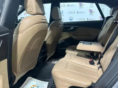 2019 اودي كيو 8 كواترو 55 تي اف اس اي