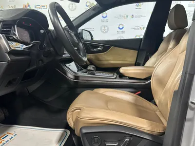 2019 اودي كيو 8 كواترو 55 تي اف اس اي