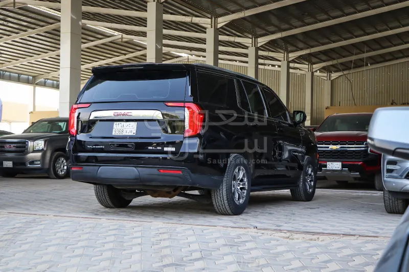 2022 جي ام سي يوكون اس ال اي