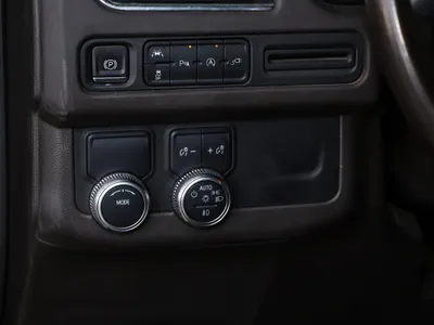 2022 جي ام سي يوكون اس ال اي