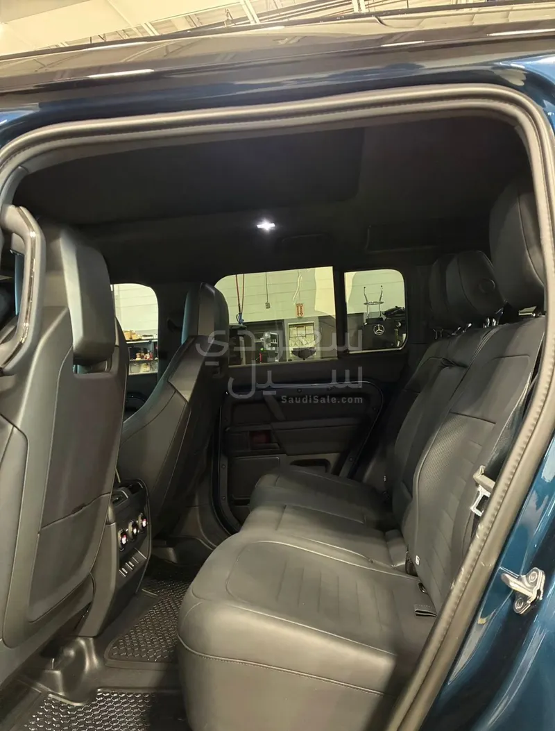 2026 Land Rover Defender Octa