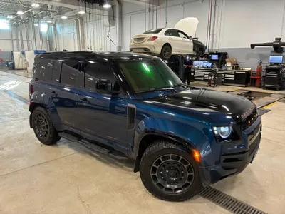 2026 Land Rover Defender Octa