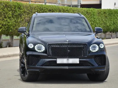 2021 بنتلي بنتايجا في 8