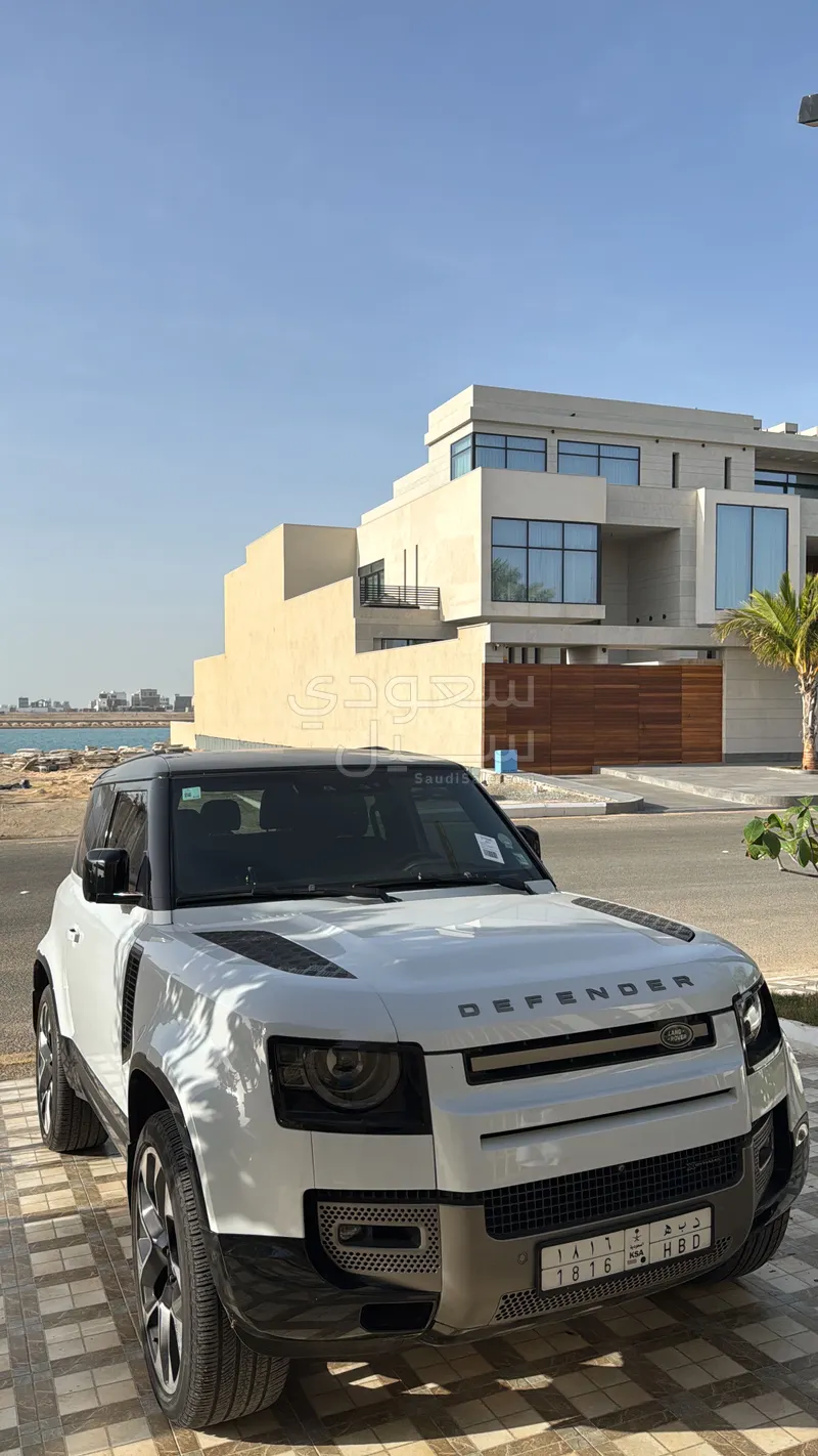 2022 Land Rover Defender 90