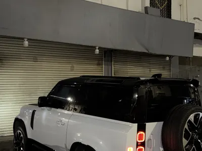 2022 Land Rover Defender 90