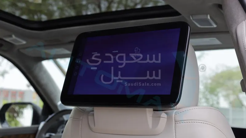 2025 Cadillac Escalade Platinum