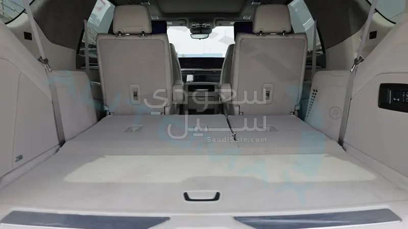 2025 Cadillac Escalade Platinum