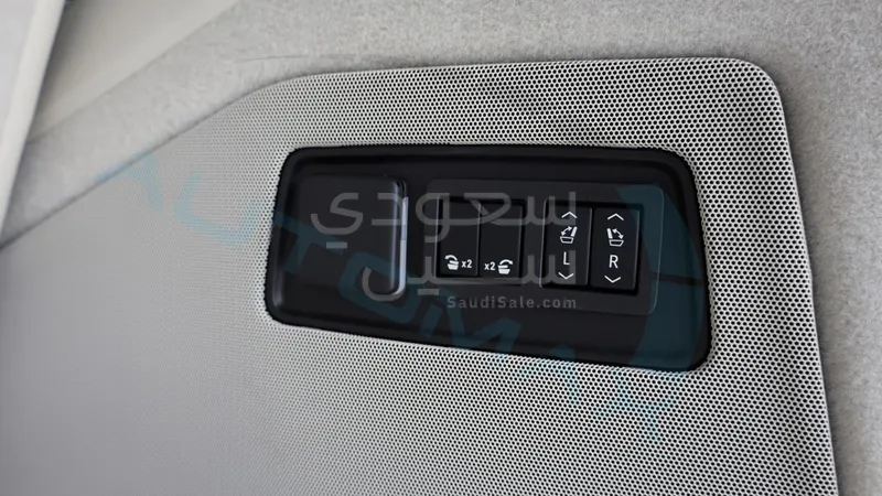 2025 Cadillac Escalade Platinum