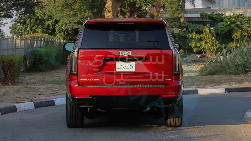 2025 Cadillac Escalade Platinum